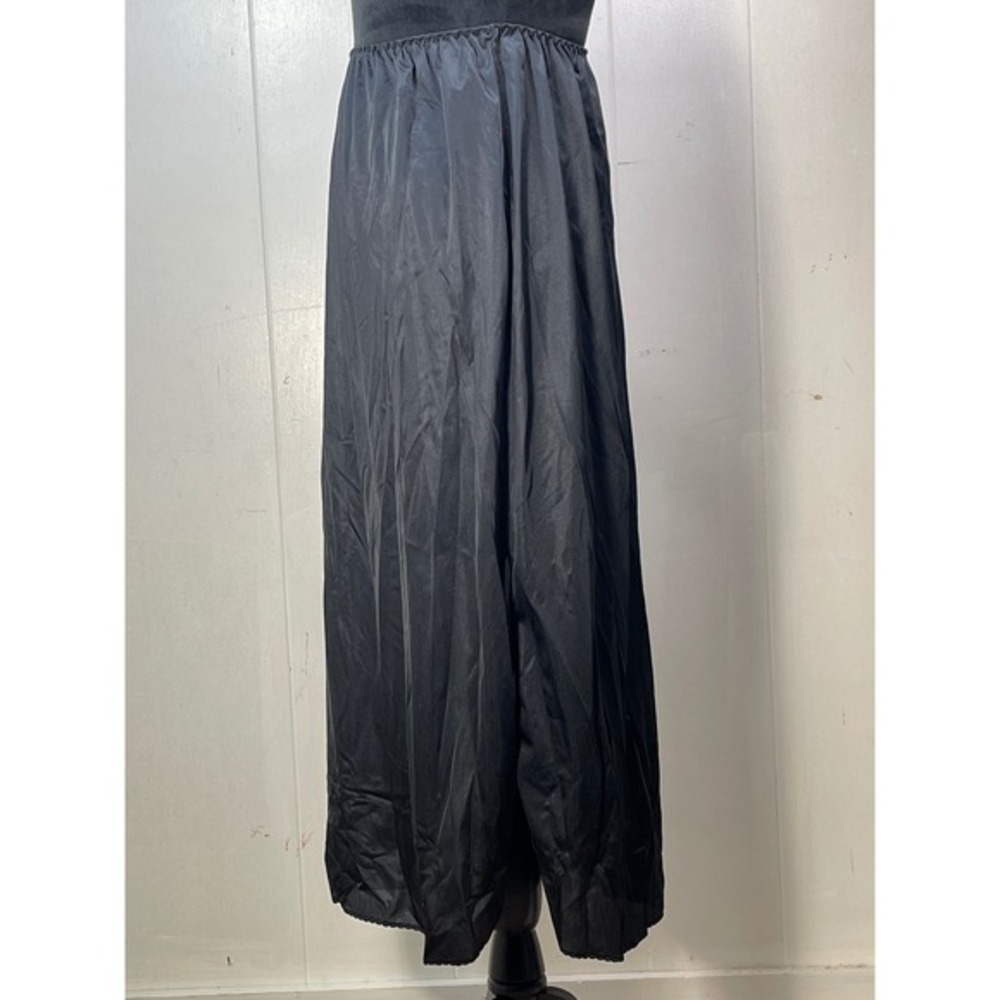 Vanity Fair Black Nylon Long Half Slip Style 11-717 Lace Trim Size Large 32 - Picture 2 of 7